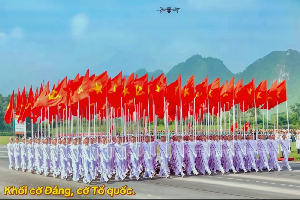 Khối cờ Đảng, cờ Tổ quốc